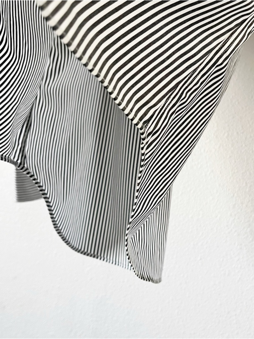 Lauren Ralph Lauren Striped Non Iron Classic Fit Button Down Gray White Shirt - Picture 7 of 10